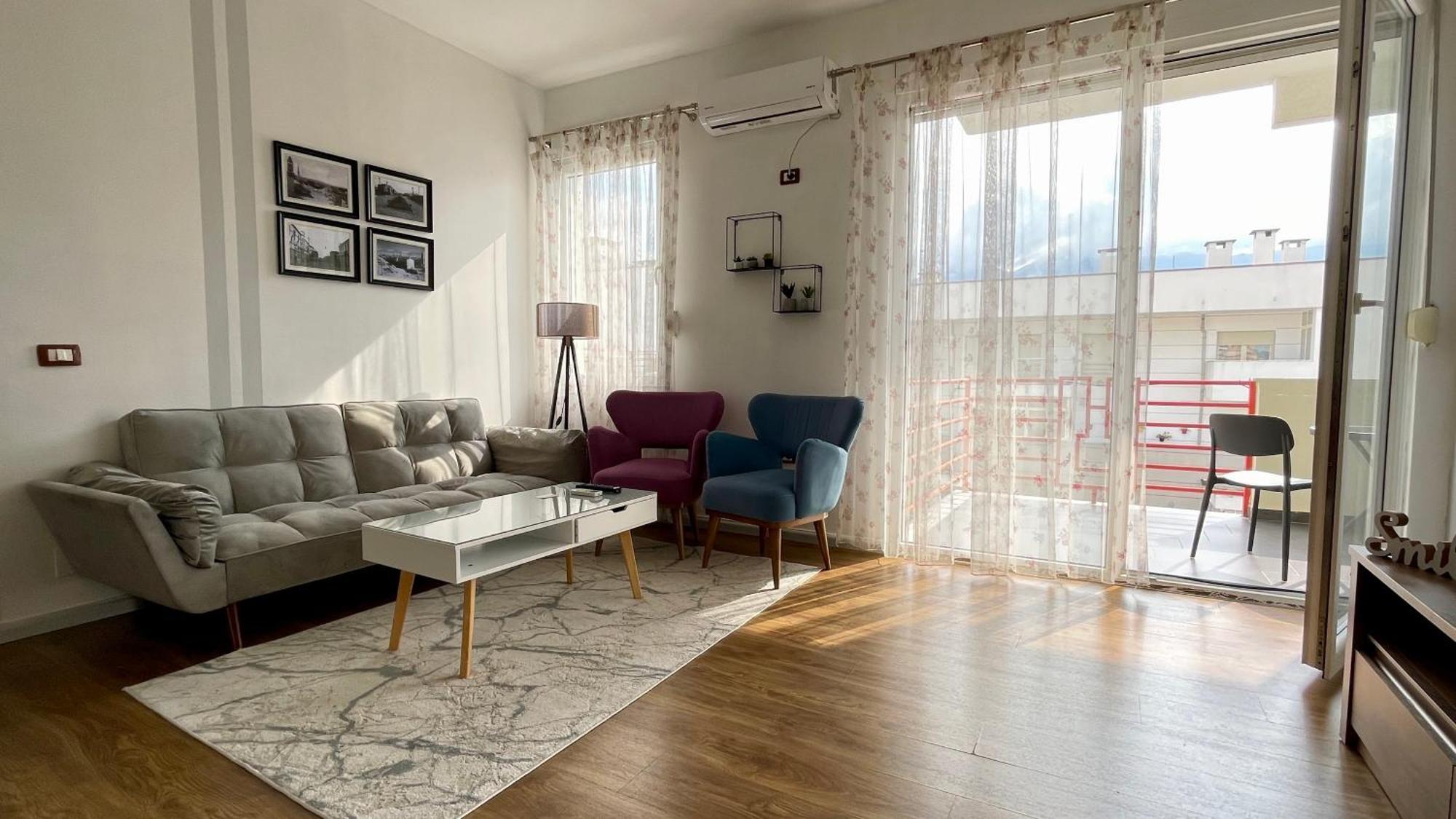 21° Bs Pazari City Center Comfort Apartment Tirana Exterior photo