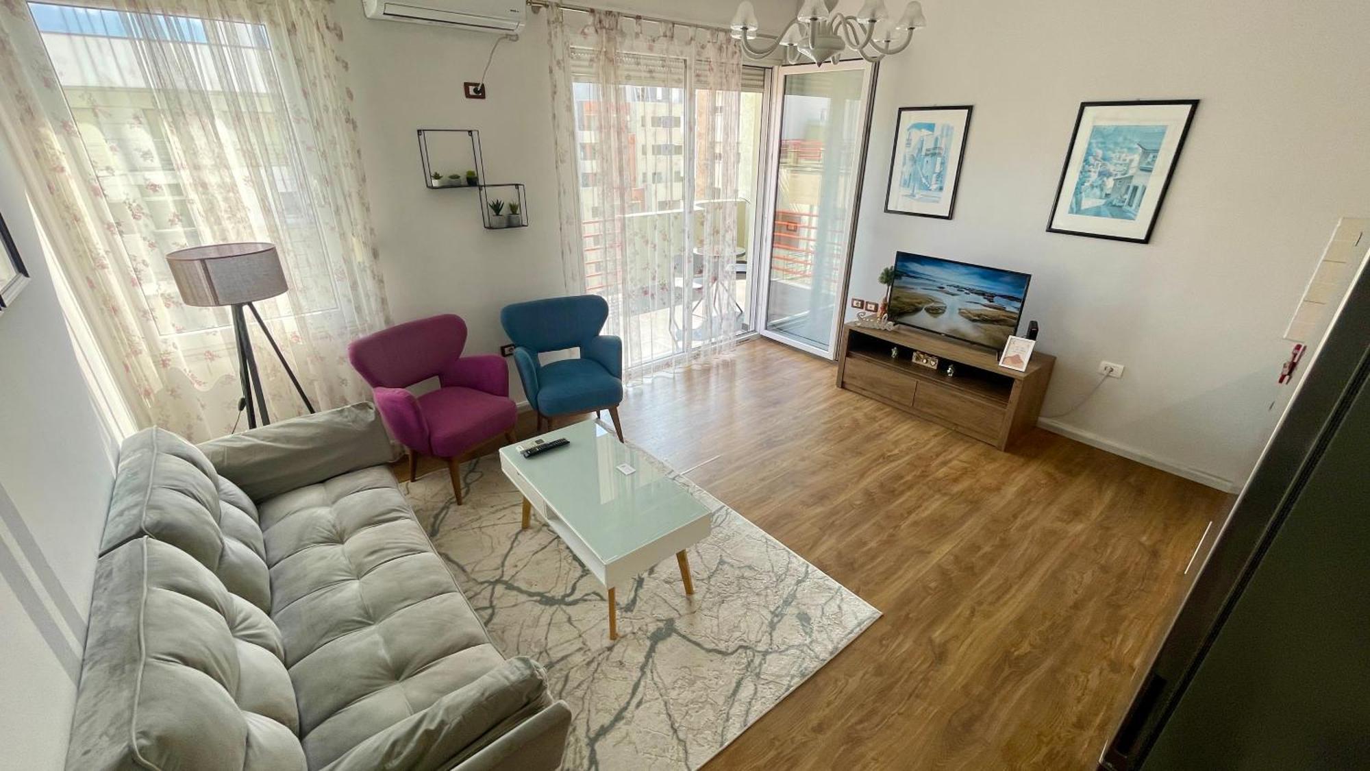 21° Bs Pazari City Center Comfort Apartment Tirana Exterior photo